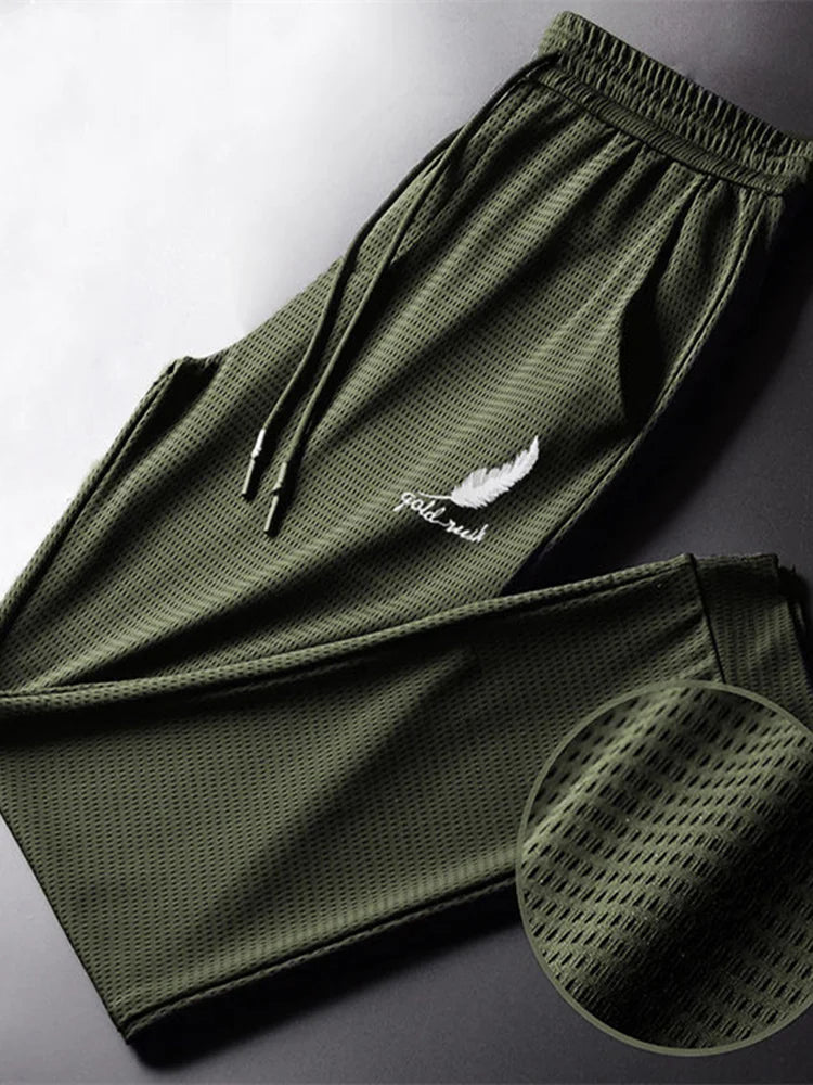 Lightweight, quick-drying athletic pants
