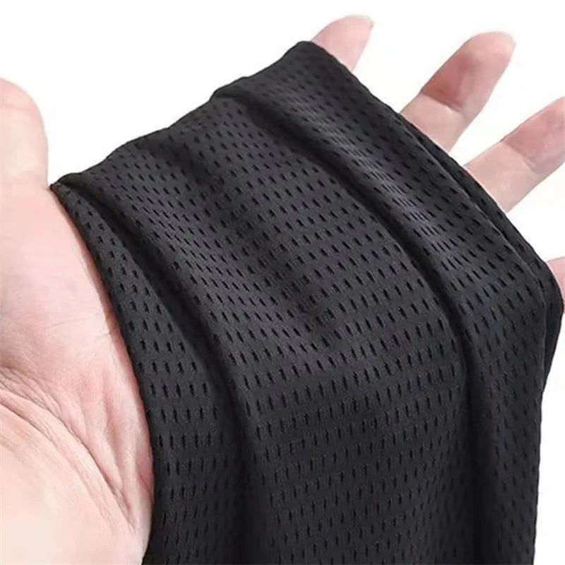 Lightweight, quick-drying athletic pants