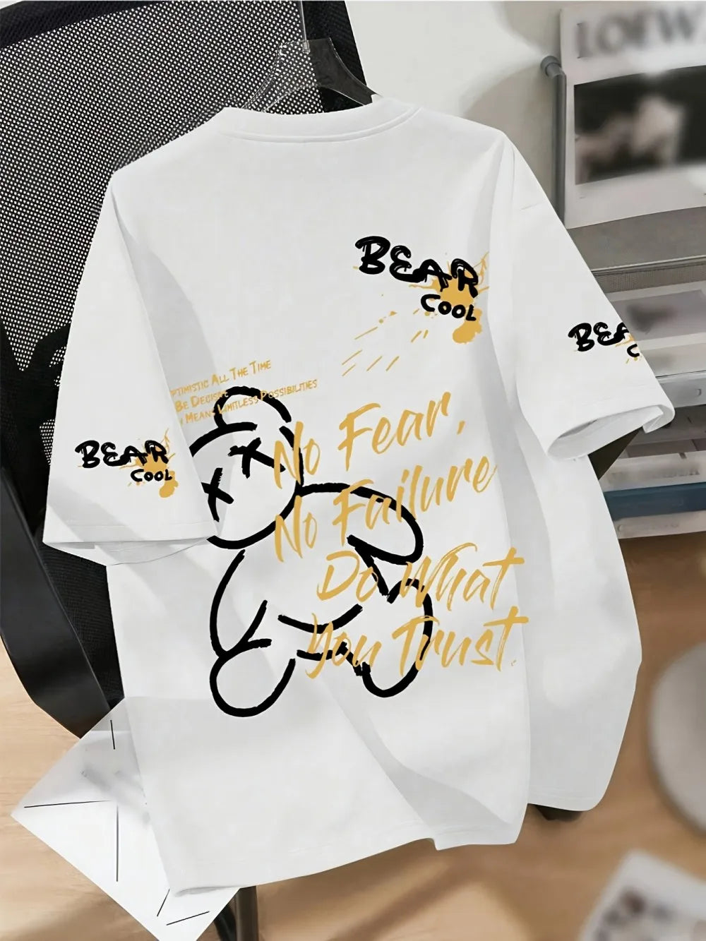 Men's summer t-shirt with cartoon bear print